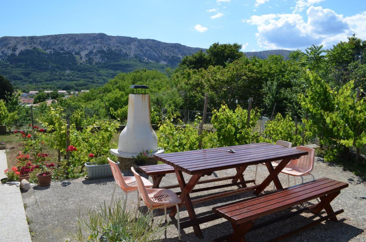 Apartments Aneva Baška Zewnętrze zdjęcie