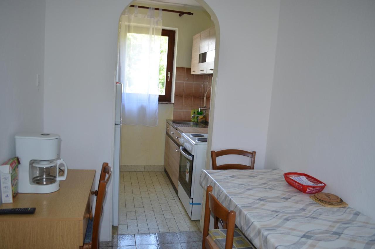 Apartments Aneva Baška Zewnętrze zdjęcie